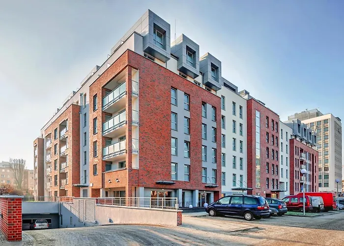 Daire Angielska Grobla, Sun & Snow