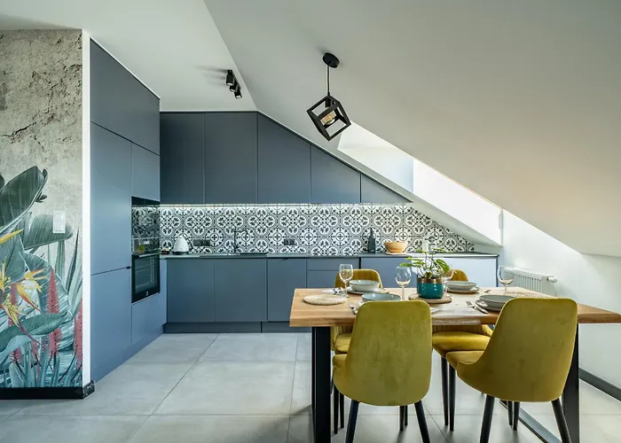 Daire Angielska Grobla, Sun & Snow