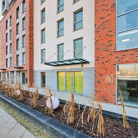 Angielska Grobla, Sun & Snow *